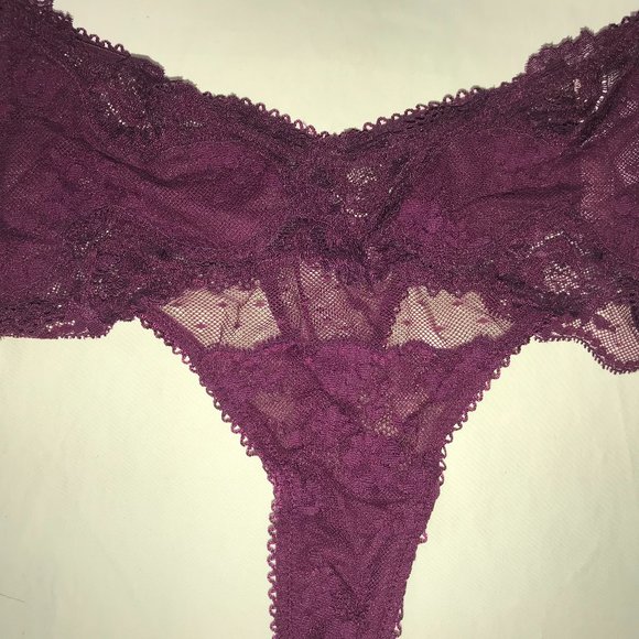 Victoria's Secret Thong String Size Small - Picture 1 of 3
